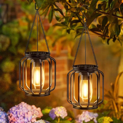 Lanterne solaire suspendue au jardin