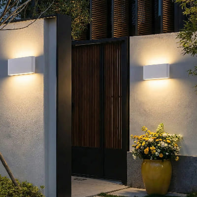 applique murale exterieur en duo sur bâtiment