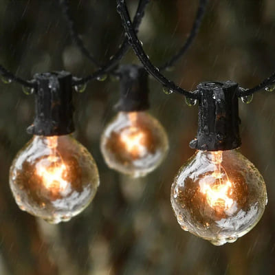 guirlande pour extérieur sous la pluie