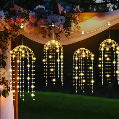 guirlande solaire blanc chaud au jardin