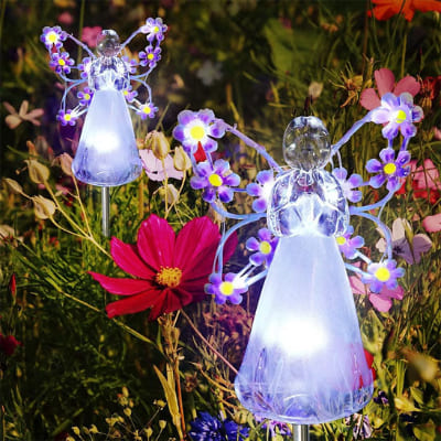 lampe exterieur ange dans fleurs