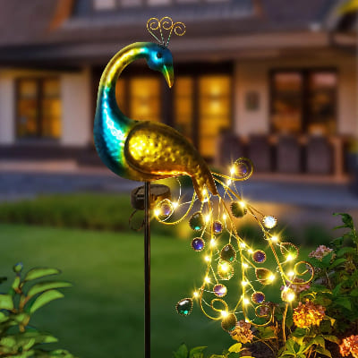 lampe exterieur paon vedette au jardin