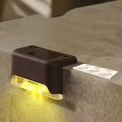 lampe solaire fixation facile