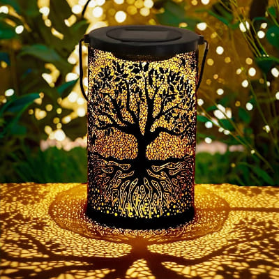 Lanterne pour extérieur illumine le jardin