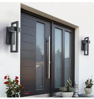 Luminaire extérieur façade embelli mur de maison